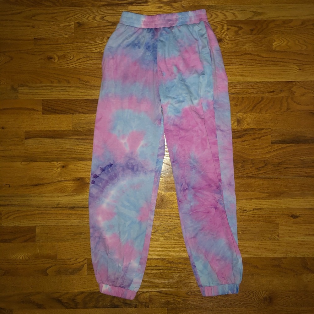 NWOT tie dye joggers